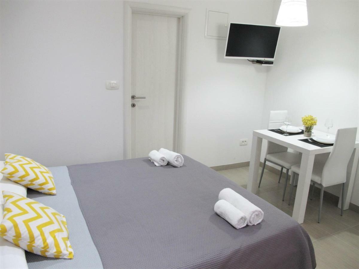 Apartamento Seaeye Trogir Exterior foto